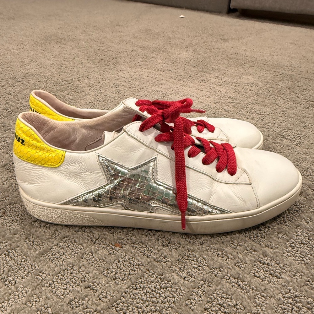 38 LOLA CRUZ SNEAKERS